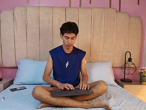 Snapshot of skinny_jean_ chatting on 02-26-26, 08:30 skinny jean online show from 02-26-26, 08:30