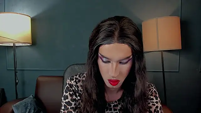 Snapshot of MadisonEsprit chatting on 02-21-26, 10:05 MadisonEsprit online show from 02-21-26, 10:05