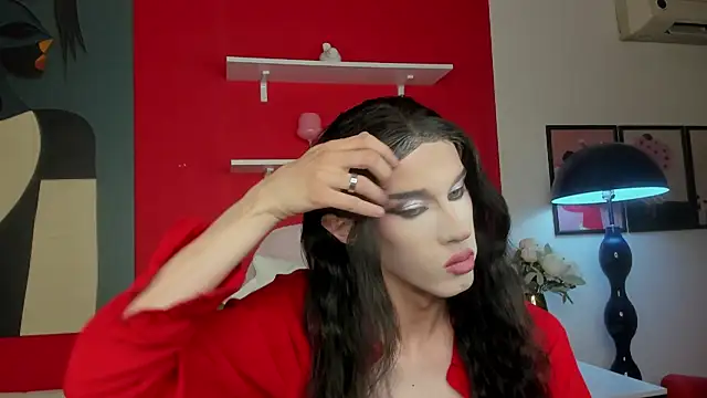 MadisonEsprit online show from 04-12-26, 09:58