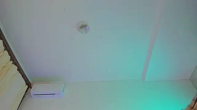 Snapshot of AmandaHoppe chatting on 04-10-26, 05:12 AmandaHoppe online show from 04-10-26, 05:12