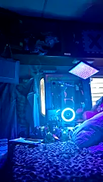 Snapshot of issyamazin chatting on 02-26-26, 11:59 issyamazin online show from 02-26-26, 11:59