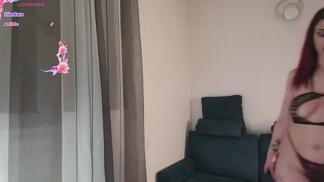 Alessia-Bloom online show from 04-02-26, 06:38