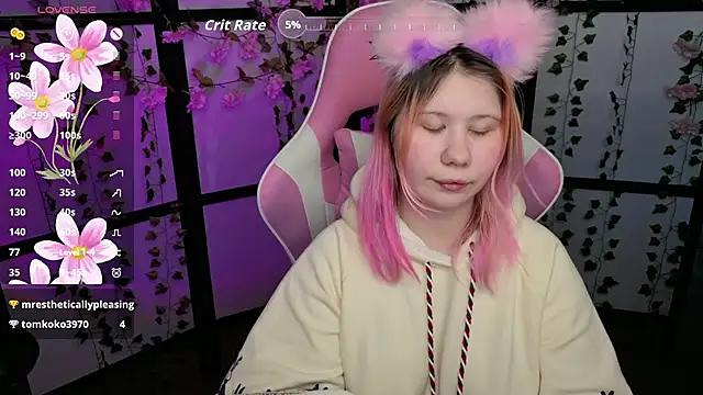 Snapshot of kitsune_little chatting on 03-11-26, 11:16 kitsune little online show from 03-11-26, 11:16