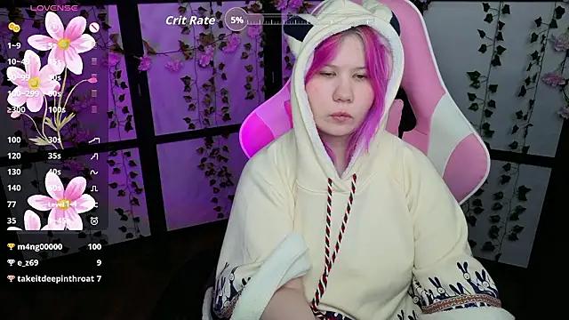 Snapshot of kitsune_little chatting on 03-18-26, 10:35 kitsune little online show from 03-18-26, 10:35