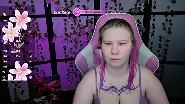 Snapshot of kitsune_little chatting on 04-05-26, 07:44 kitsune little online show from 04-05-26, 07:44