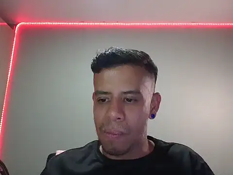 Snapshot of WILD_BIGCOCK35 chatting on 03-03-26, 02:18 WILD BIGCOCK35 online show from 03-03-26, 02:18