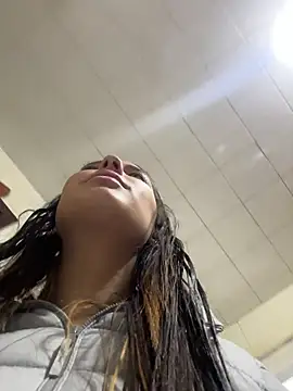 Snapshot of Lucyfer_fire chatting on 02-27-26, 11:32 Lucyfer fire online show from 02-27-26, 11:32