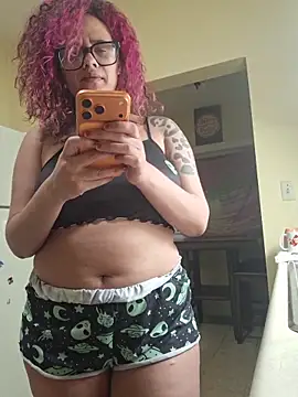 Snapshot of VelvetVixen_735 chatting on 04-02-26, 09:07 VelvetVixen 735 online show from 04-02-26, 09:07