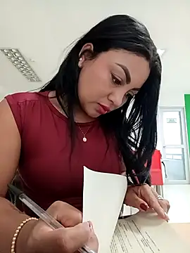 Snapshot of ValeriaVilla2 chatting on 02-17-26, 01:18 ValeriaVilla2 online show from 02-17-26, 01:18