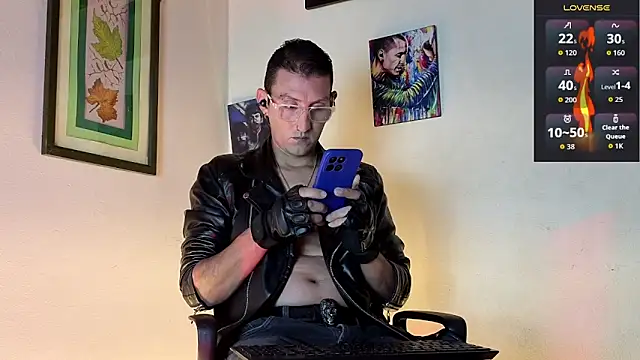 Snapshot of enzoprat chatting on 02-23-26, 03:53 enzoprat online show from 02-23-26, 03:53