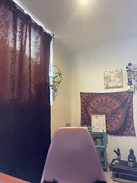Snapshot of Abril_Thompson221 chatting on 06-06-26, 10:36 Abril Thompson221 online show from 06-06-26, 10:36