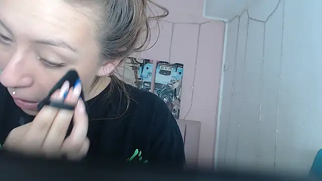 Snapshot of casandraroberthrs707 chatting on 02-21-26, 07:59 casandraroberthrs707 online show from 02-21-26, 07:59