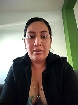 Snapshot of Arely_Sweet chatting on 02-16-26, 09:44 Arely Sweet online show from 02-16-26, 09:44