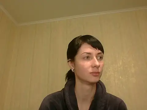 Snapshot of _OnyxQueen_ chatting on 02-17-26, 06:47 OnyxQueen online show from 02-17-26, 06:47