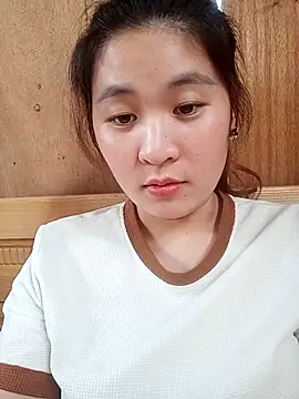 Snapshot of -Datini- chatting on 02-17-26, 07:38 -Datini- online show from 02-17-26, 07:38