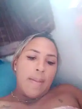 Snapshot of elane1208 chatting on 02-15-26, 07:10 elane1208 online show from 02-15-26, 07:10