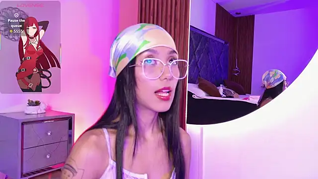 Snapshot of LunaVelour13 chatting on 02-21-26, 03:18 LunaVelour13 online show from 02-21-26, 03:18