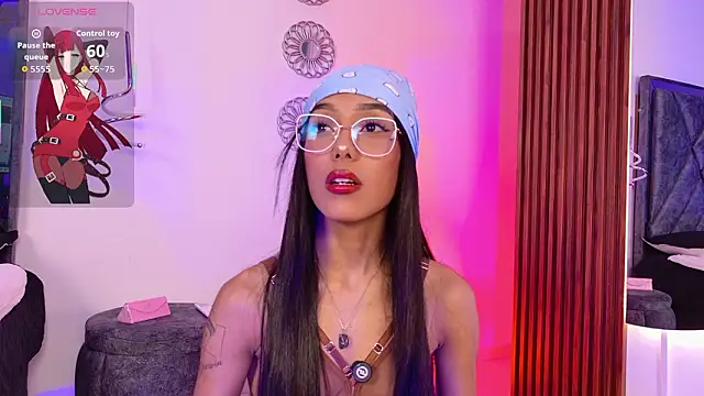 Snapshot of LunaVelour13 chatting on 02-24-26, 02:20 LunaVelour13 online show from 02-24-26, 02:20