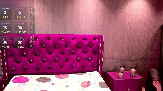 Snapshot of Kinsleybrown chatting on 02-26-26, 04:39 Kinsleybrown online show from 02-26-26, 04:39