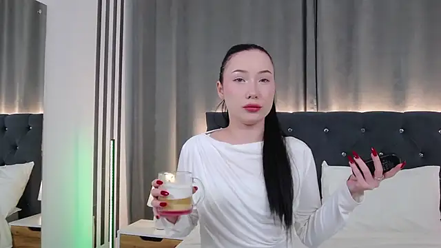 VikkyVonn online show from 03-20-26, 12:10