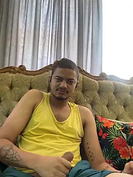 Snapshot of colouredboyfrombelhar chatting on 03-03-26, 10:21 colouredboyfrombelhar online show from 03-03-26, 10:21