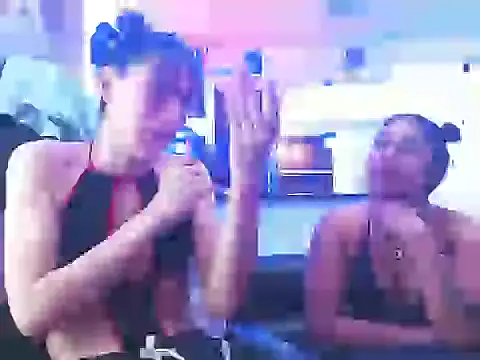 Snapshot of The_Wicked_Queens chatting on 02-17-26, 06:10 The Wicked Queens online show from 02-17-26, 06:10