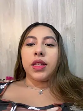 Emiily joee  online show from 05-21-26, 04:19