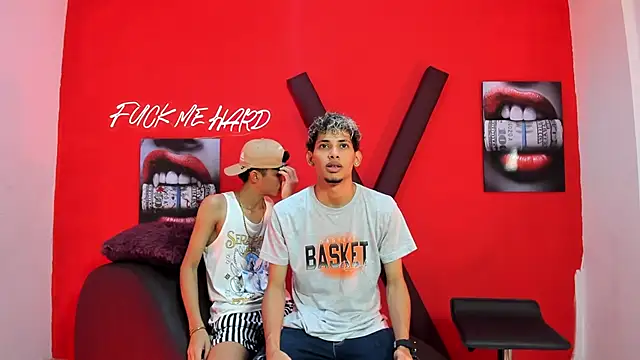 Snapshot of YOUNG_BOYS_HELL chatting on 02-14-26, 07:32 YOUNG BOYS HELL online show from 02-14-26, 07:32