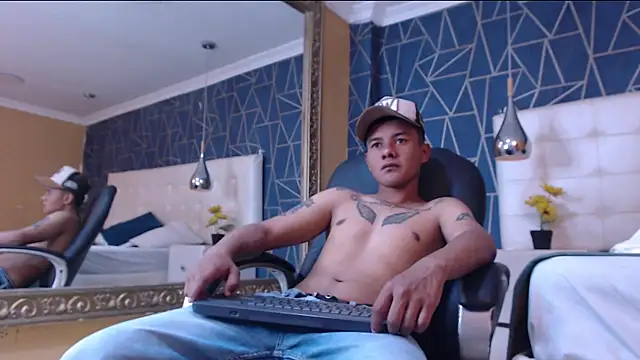 Snapshot of TylerGandi chatting on 02-23-26, 07:44 TylerGandi online show from 02-23-26, 07:44