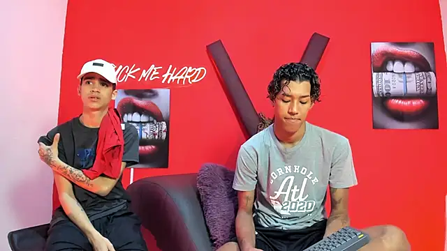 Snapshot of GREEN_BOYS chatting on 02-18-26, 07:26 GREEN BOYS online show from 02-18-26, 07:26