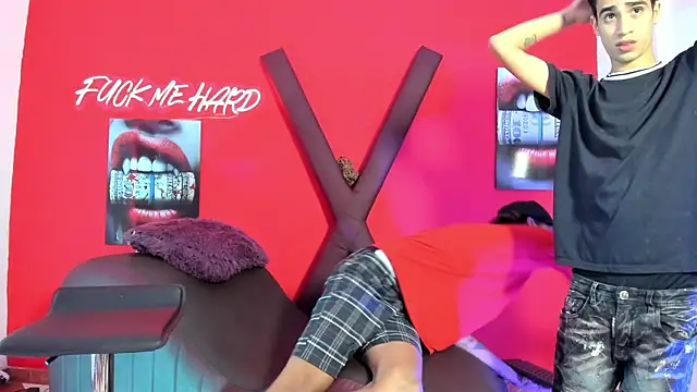 Snapshot of GREEN_BOYS chatting on 02-25-26, 07:18 GREEN BOYS online show from 02-25-26, 07:18