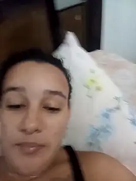 Snapshot of mykasantos20 chatting on 02-24-26, 01:25 mykasantos20 online show from 02-24-26, 01:25