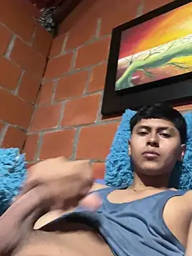 Snapshot of Miguel_960 chatting on 05-04-26, 10:50 Miguel 960 online show from 05-04-26, 10:50