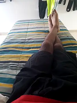 Snapshot of isuru_lakshan chatting on 02-21-26, 12:17 isuru lakshan online show from 02-21-26, 12:17