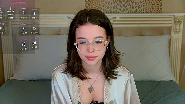 Snapshot of LanaLedger chatting on 06-05-26, 05:58 LanaLedger online show from 06-05-26, 05:58