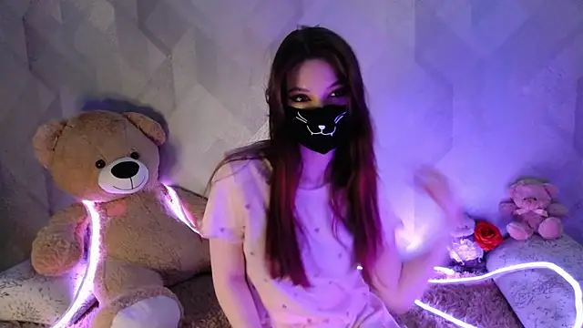 Snapshot of llonaMask chatting on 02-27-26, 08:36 llonaMask online show from 02-27-26, 08:36