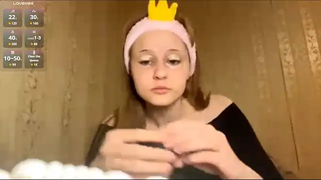 Snapshot of TriciaHartery chatting on 02-18-26, 07:10 TriciaHartery online show from 02-18-26, 07:10