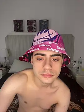 Snapshot of YourFavouriteTwink chatting on 02-26-26, 02:05 YourFavouriteTwink online show from 02-26-26, 02:05