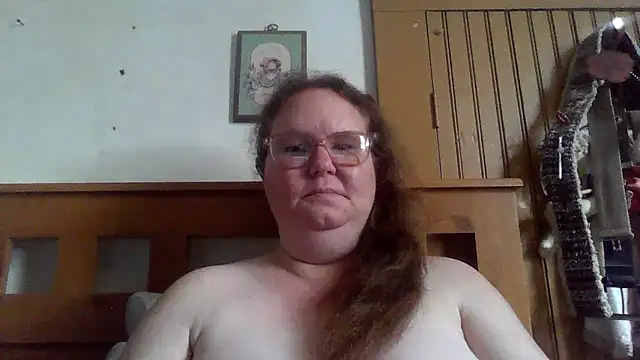 Snapshot of naughty_queen1 chatting on 04-22-26, 07:26 naughty queen1 online show from 04-22-26, 07:26