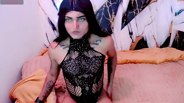 Snapshot of Sofia_HotSexi chatting on 03-04-26, 02:06 Sofia HotSexi online show from 03-04-26, 02:06