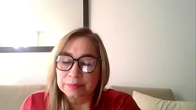 Snapshot of KamiSspencer chatting on 02-26-26, 01:21 KamiSspencer online show from 02-26-26, 01:21