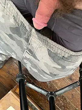 Snapshot of Outdoorsman13 chatting on 02-16-26, 05:20 Outdoorsman13 online show from 02-16-26, 05:20