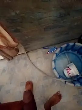 Snapshot of Avinh_09 chatting on 02-16-26, 07:37 Avinh 09 online show from 02-16-26, 07:37