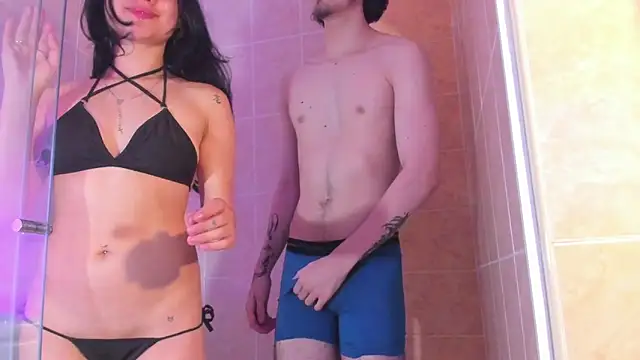 Couple In Heat online show from 04-15-26, 08:09