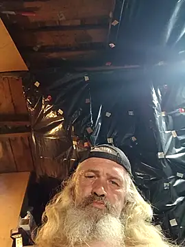 Snapshot of Crazy_Lasko chatting on 03-01-26, 10:01 Crazy Lasko online show from 03-01-26, 10:01