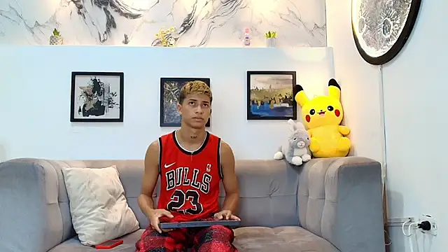 GOLD BOYS online show from 05-20-26, 07:25