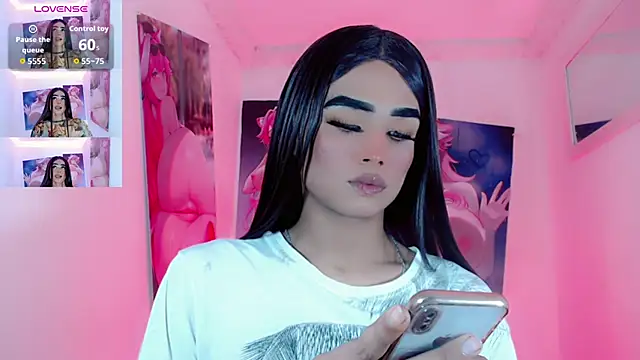 Snapshot of Alisson_Secrett_ chatting on 03-25-26, 02:39 Alisson Secrett online show from 03-25-26, 02:39