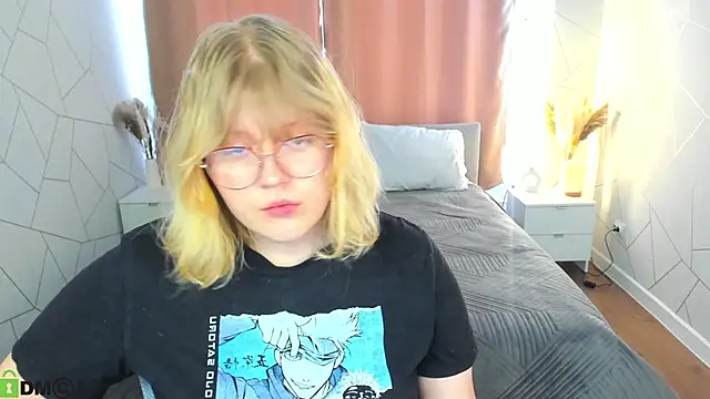 luna c0ra online show from 04-09-26, 06:19