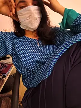 Snapshot of tanzum_khan3202 chatting on 04-15-26, 06:31 tanzum khan3202 online show from 04-15-26, 06:31