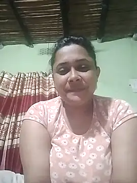Snapshot of x-_10 chatting on 02-15-26, 05:09 x- 10 online show from 02-15-26, 05:09